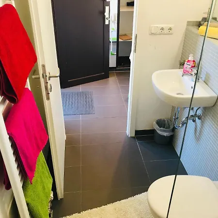 Messe Am Rhein Apartman Köln
